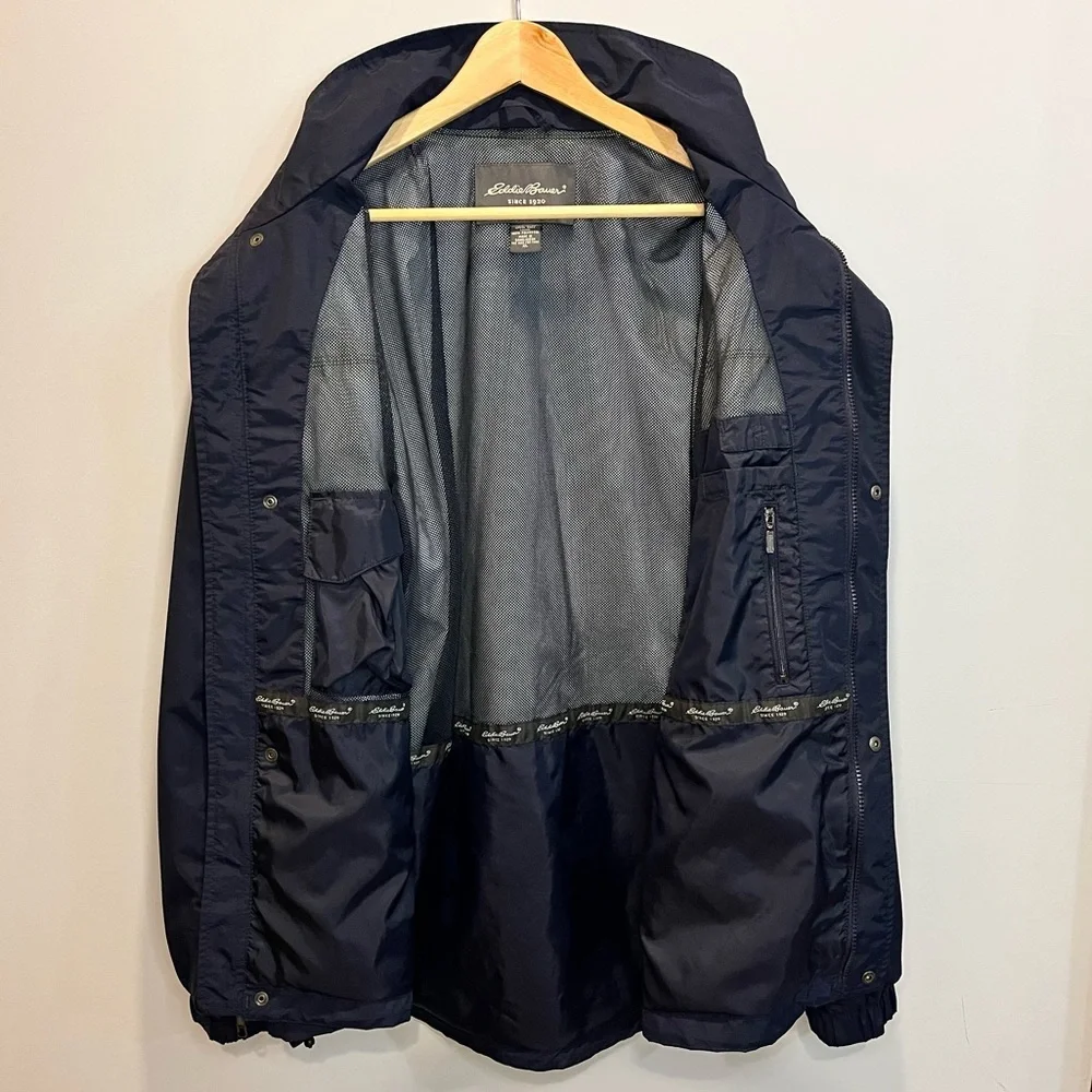 Eddie Bauer lightweight jacket - Picture 2 of 6
